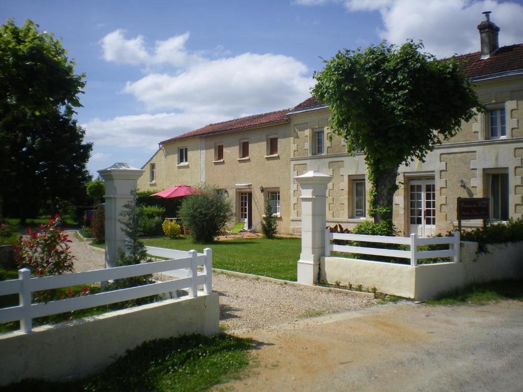 Domaine Des Tilleuls Val-de-Livenne المظهر الخارجي الصورة
